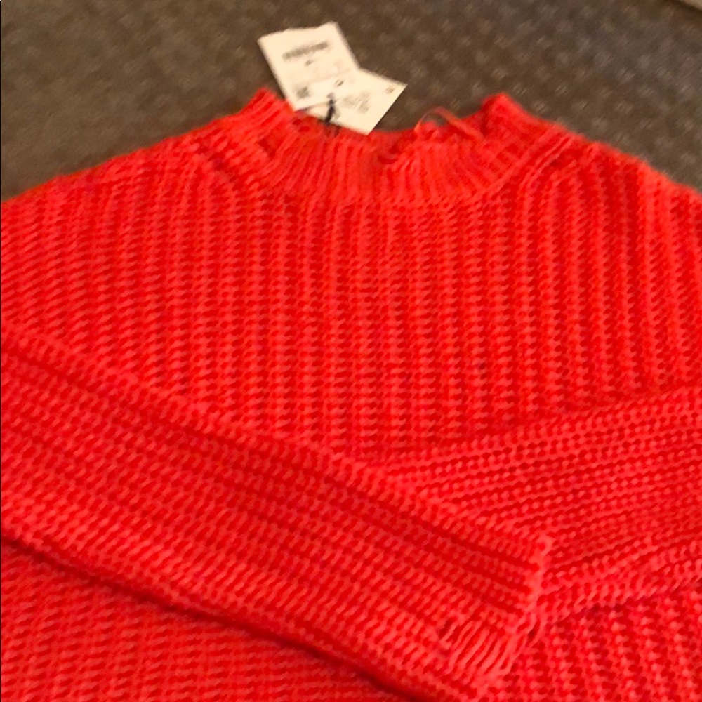 Brand new Zara frayed sweater